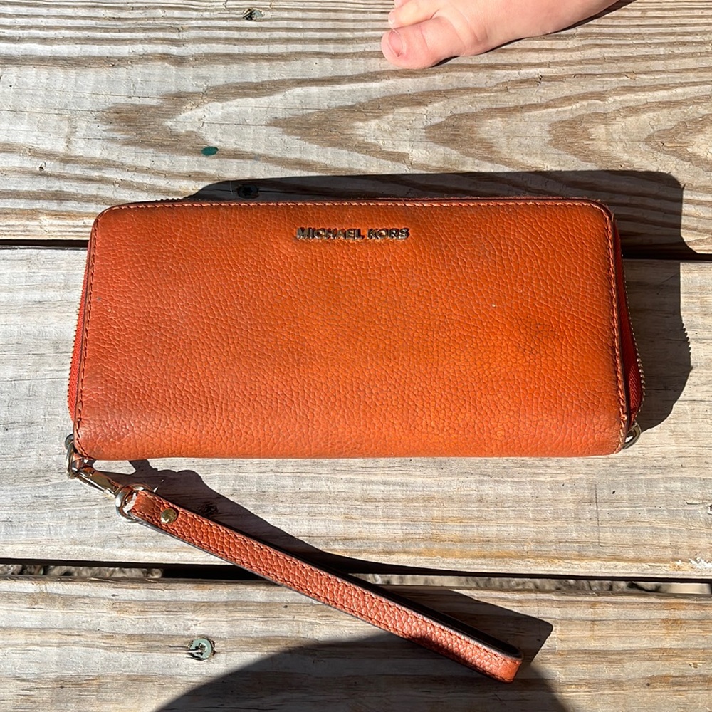 Michael Kors orange mint condition full size wallet